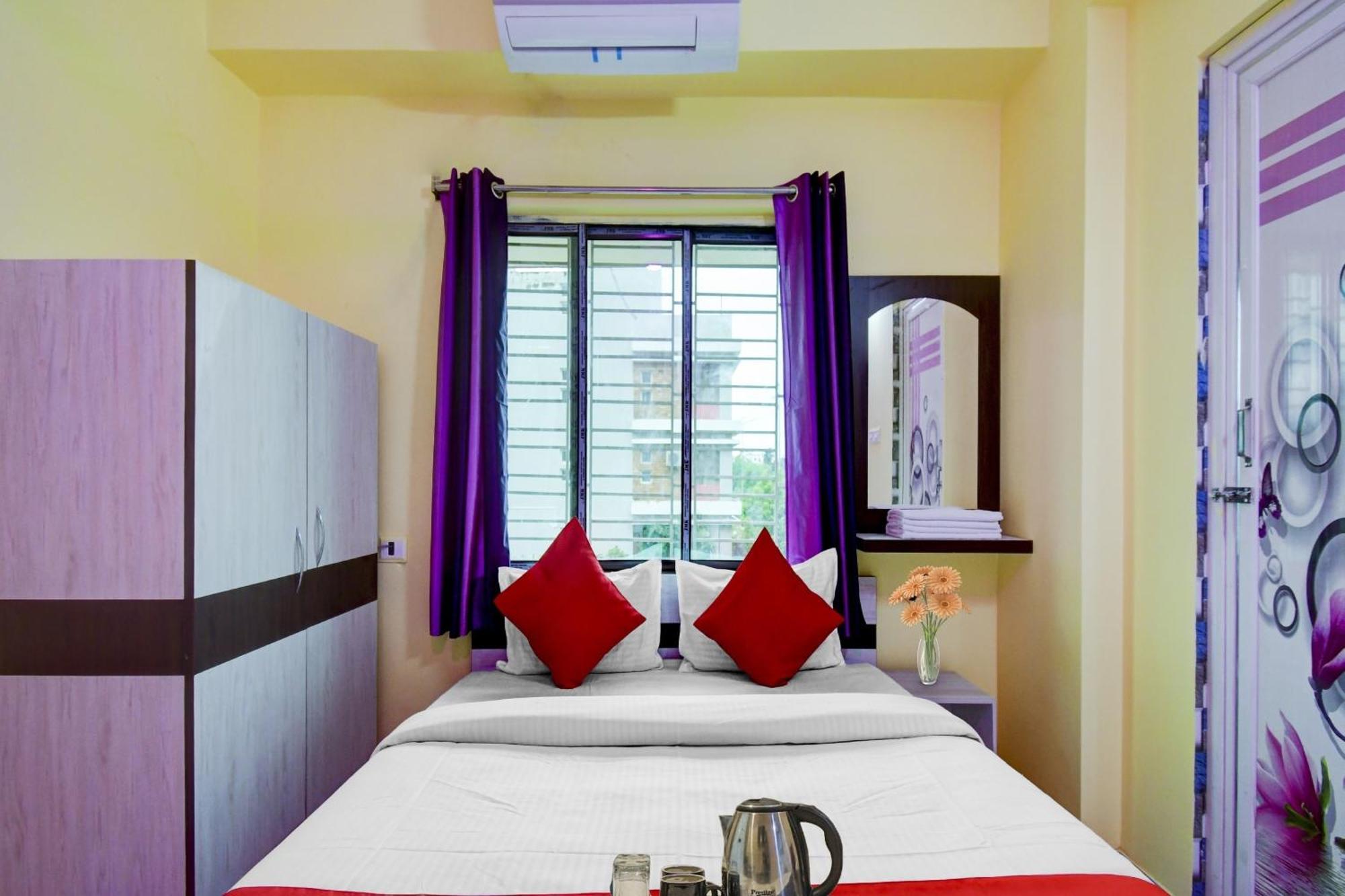 Super Hotel O 4 Friends Kolkata Exterior photo